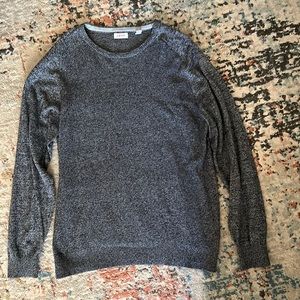 Izod sweater
